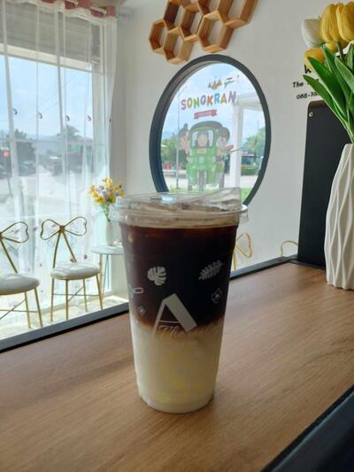 Theone cafe lomsak