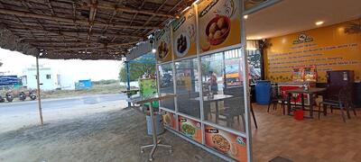 அலங்காநல்லூர் கருப்பட்டி காபி அல்வா கடை