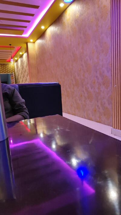 THE SPECIAL RESTAURANT