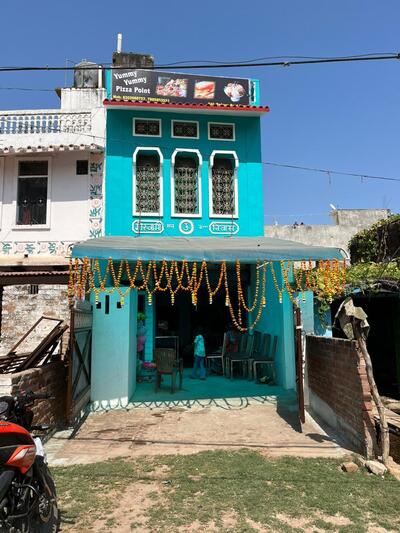 Yummy yummy pizza point