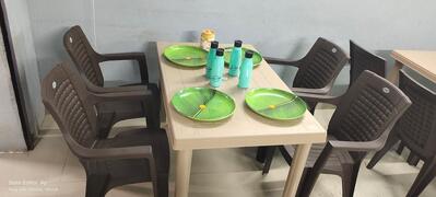 Ravanamm Tiffin center