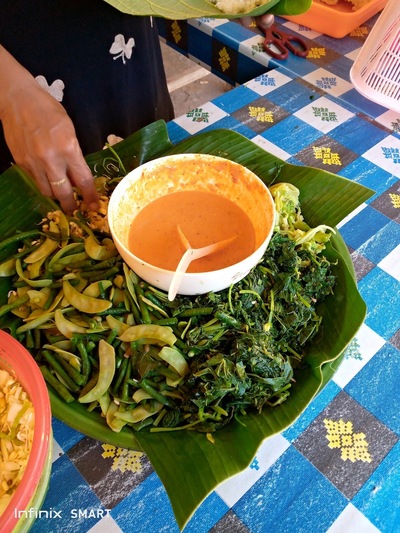 WARUNG "SIDO MAMPIR". SEGO PECEL DAN RICA2