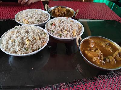 তিরুপতি হোটেল এন্ড রেস্টুরেন্ট