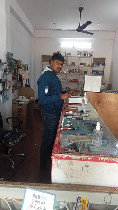 द्वारकाधीश दूध डेयरी एंड बेकरी