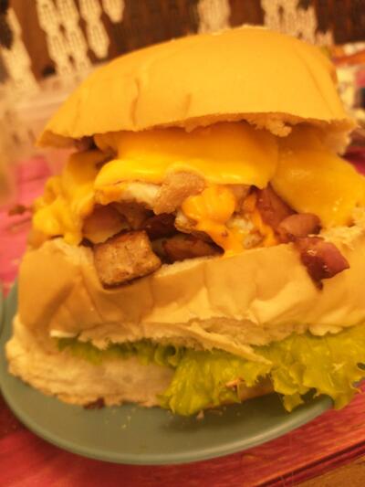 JAQUE LANCHES E AÇAÍ TAIA