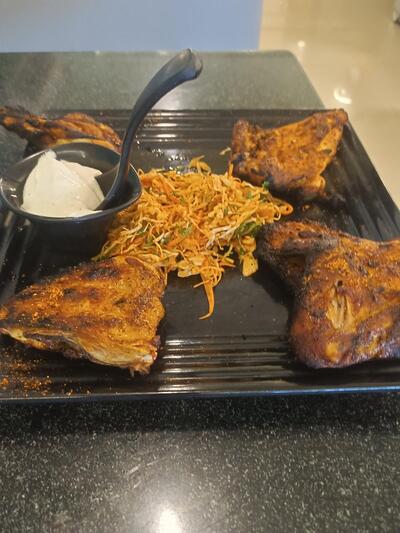 SujAni's Avakaai Restaurant