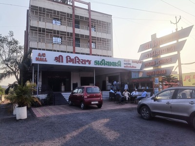 Shree Giriraj Kathiyawadi