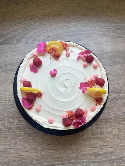 Torte in peciva by Sara Izak