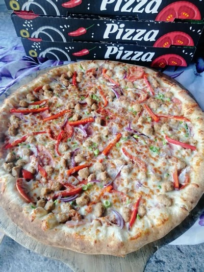 Estrada Pizza