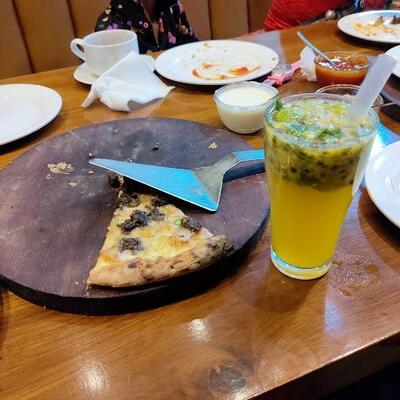 Vito Wood Fired Pizza - Peradeniya