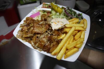 MANOLIA Döner Kebab & Fried Chicken