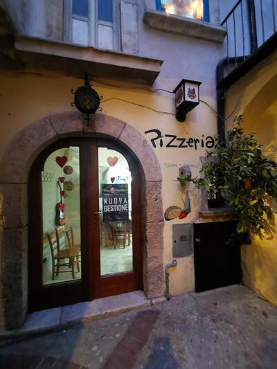 Pizzeria Pane e pomodoro