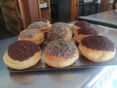 Abastos, Panadería, Pastelería y Charcuteria Los Angeles