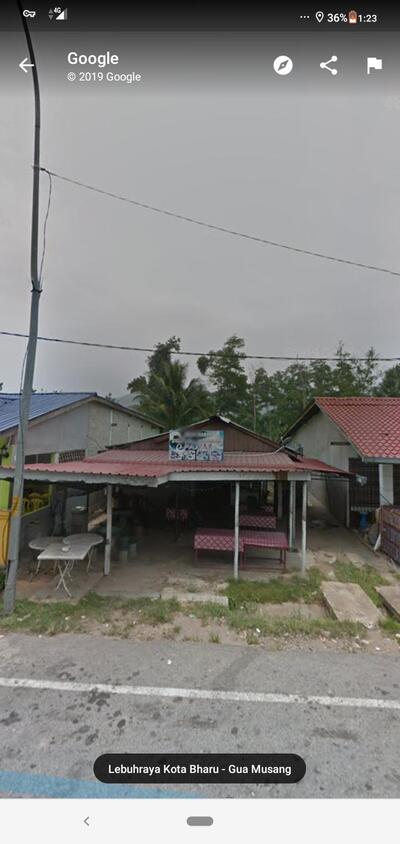 Kedai Makan Abe Tar Nasi Berlauk Ayam Kampung Goreng
