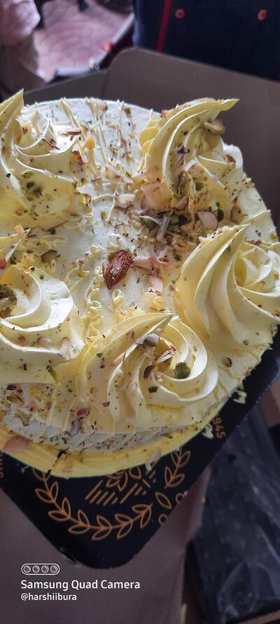 Gajanan dudh dairy & bakery