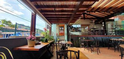 Francis Bistro e Creperia