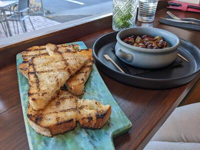 Myrtle By Dave - Bar & Kitchen