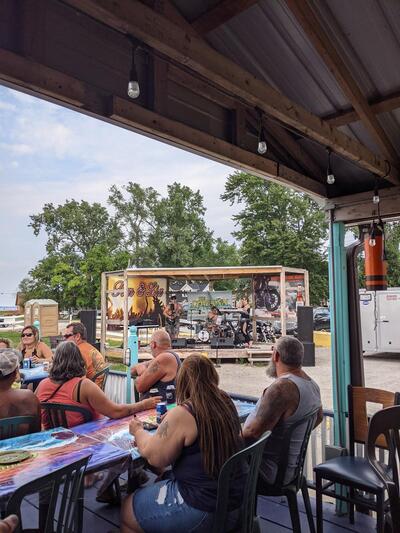 Rum Runners Cove Inn - Vickery, OH