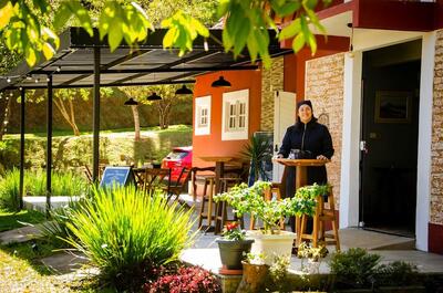 Divina Mathilde - Restaurante Self-Service, Café & Bistrô