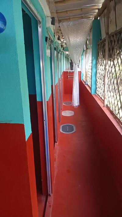 Oasis tea & ice cream world _ Public toilet