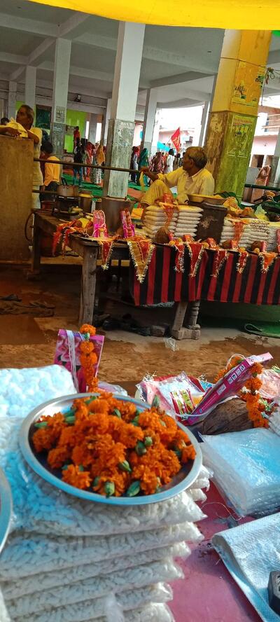 अग्रवाल चाट और मिस्ठान भंडार और त्रिलोकी टेंट हाउस , हनुमान मंदिर रुदावल