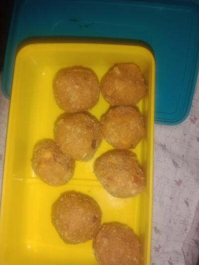 royal tiffin & sweets services