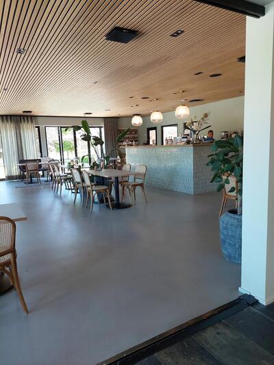 HUSET I_RO