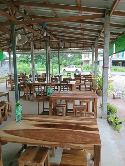 ชายปลื้ม ร้านอาหารตามสั่ง แจ่วฮ้อน ภูเวียง