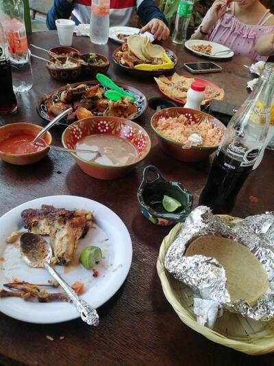 ''Pollos Beto''
