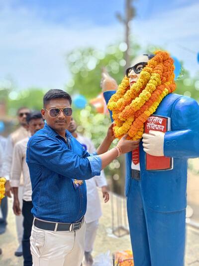 Thanagaddi road Near jalalgunj railway crossing jalalpur jaunpur