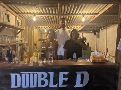 Double D chill out Bar