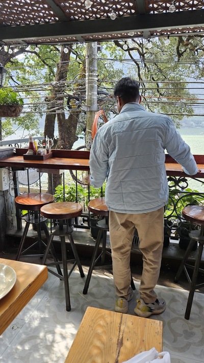 Lake View Restaurant