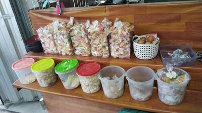 Seblak nyablak prasmanan, mbak Ridha