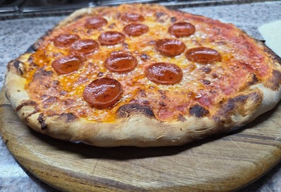 Luna's Pizza