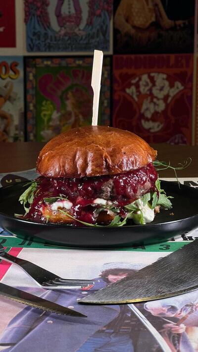 Larisa and the Hedonists