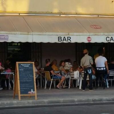 Bar - Cafetería - STOP
