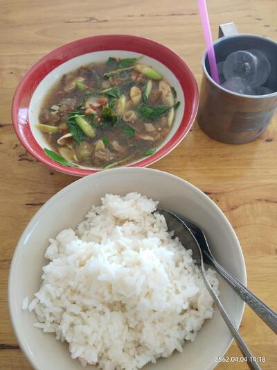 ร้านข้าวแกงจ.เจริญ ครัวพริกแกง
