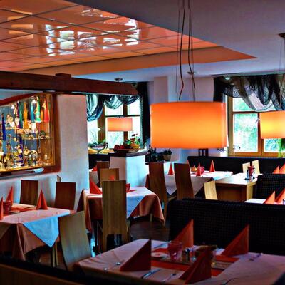 Ristorante-Pizzeria "Zum Goldenen Steig"