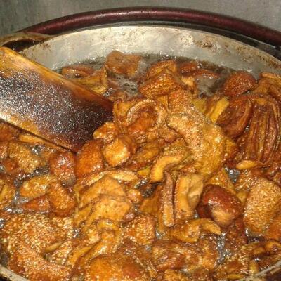 Chicharrones y Carnitas El Pelado Carrera