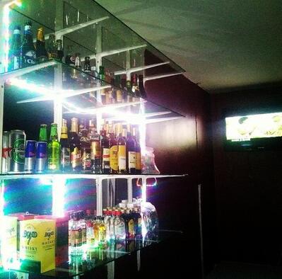 Da Legend's Bar & Restaurant,Bulenga