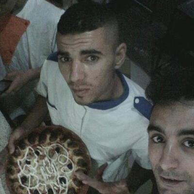 بيزيريا الوردة الخضراء