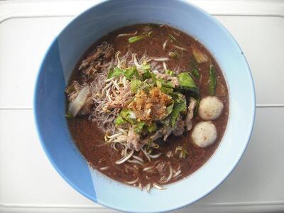 กะเตี๋ยวชามไอ้หยั่งใหญ่ ก่ะ อาหารตามสั่ง