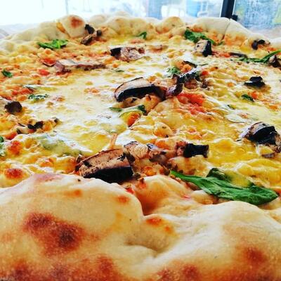 Pizza Cabasa frozen
