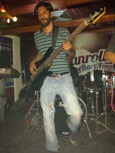 Rockanrolla Live Bar