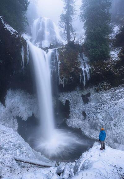 Hacker's Cyber Cafe photo