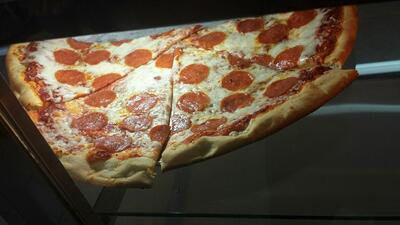 Adjuntas Pizza Town