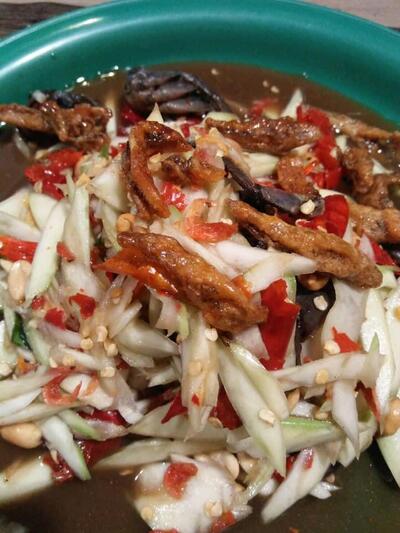 ร้านตำ’ยำนายนพพล