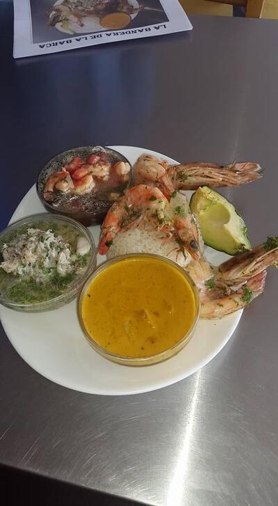 La barca de mariscos Quito