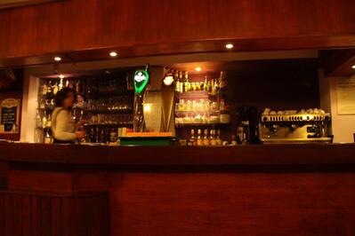 La Table Des Artistes