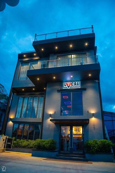 LOCAL Bar & Restaurant